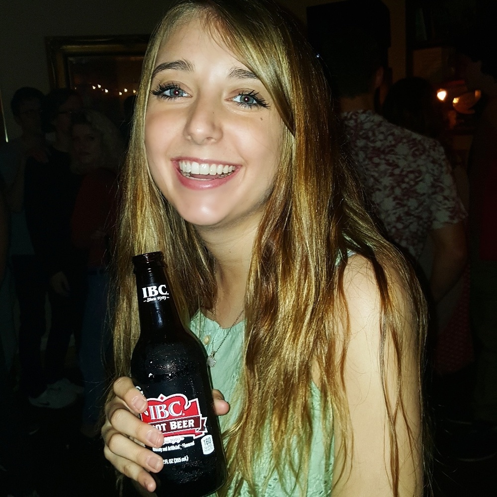 Meet your Posher, Kendra